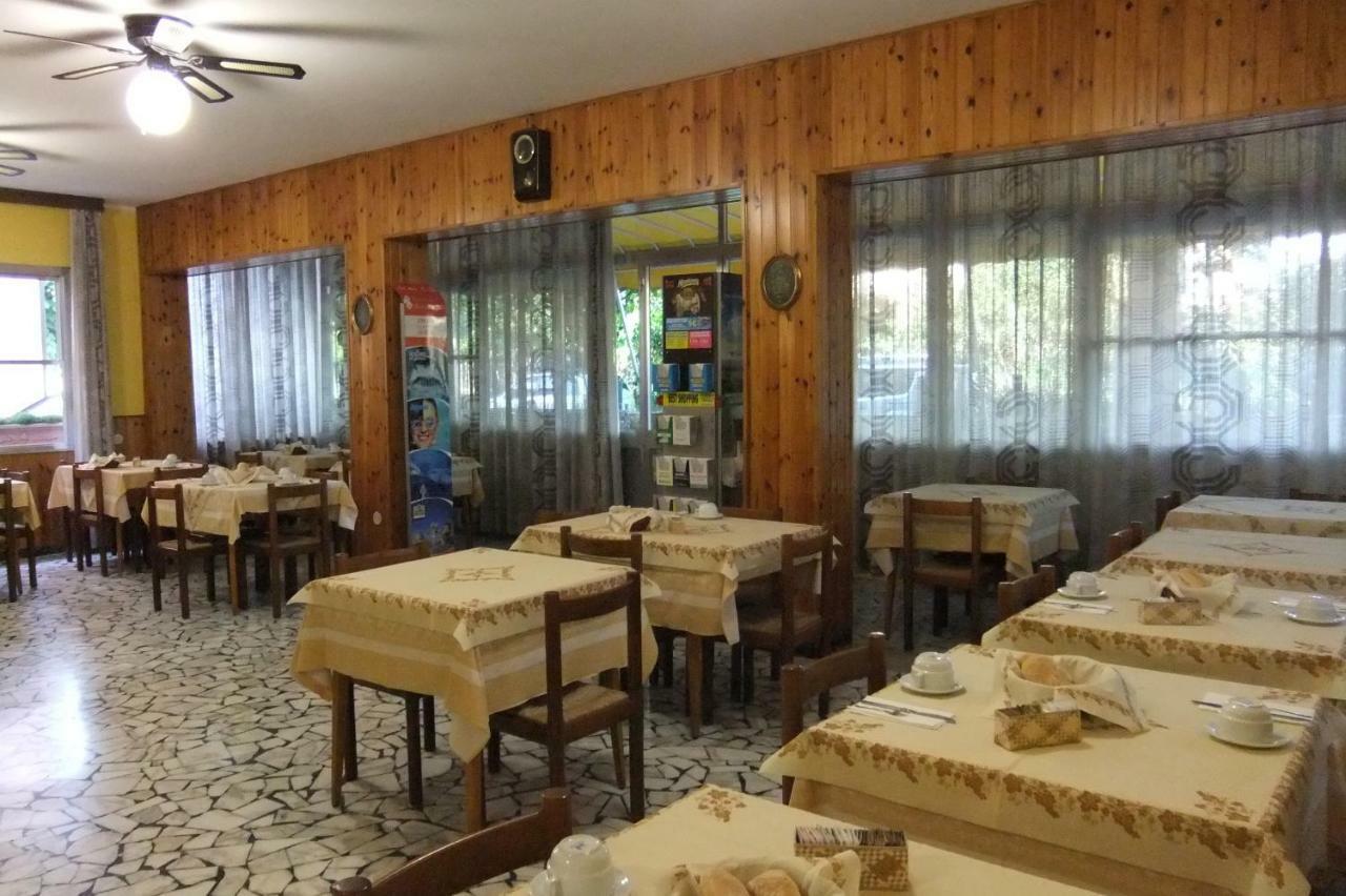 Albergo Villalma Rímini Exterior foto
