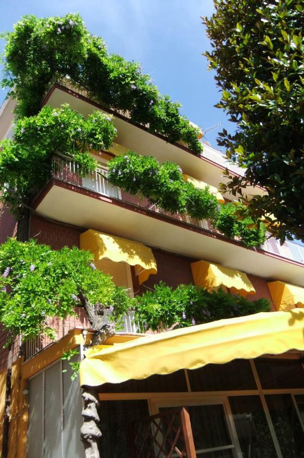 Albergo Villalma Rímini Exterior foto