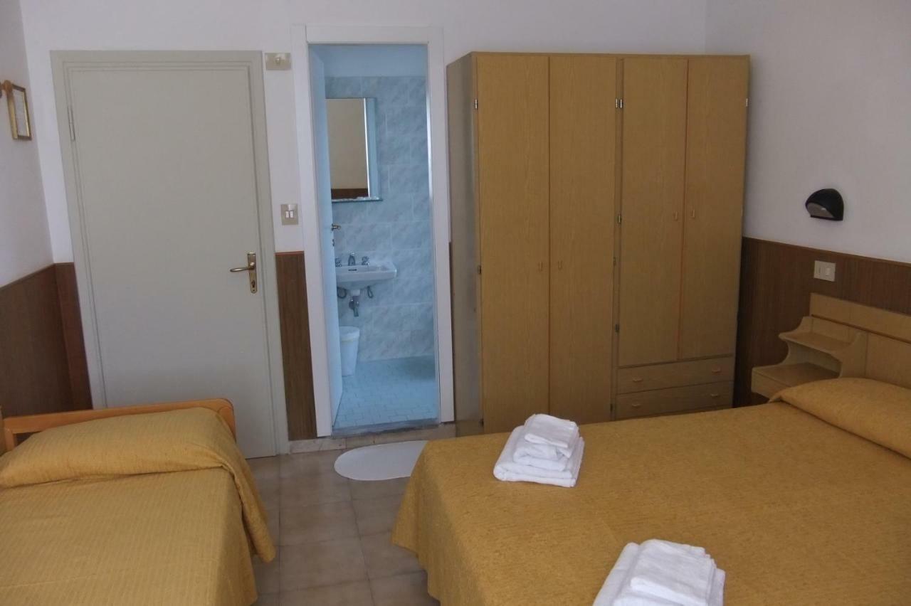 Albergo Villalma Rímini Exterior foto