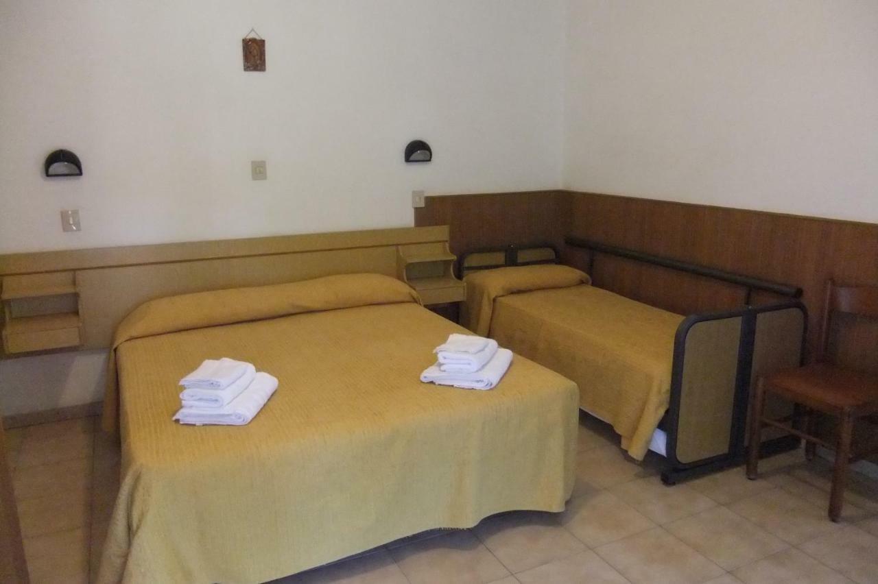 Albergo Villalma Rímini Exterior foto