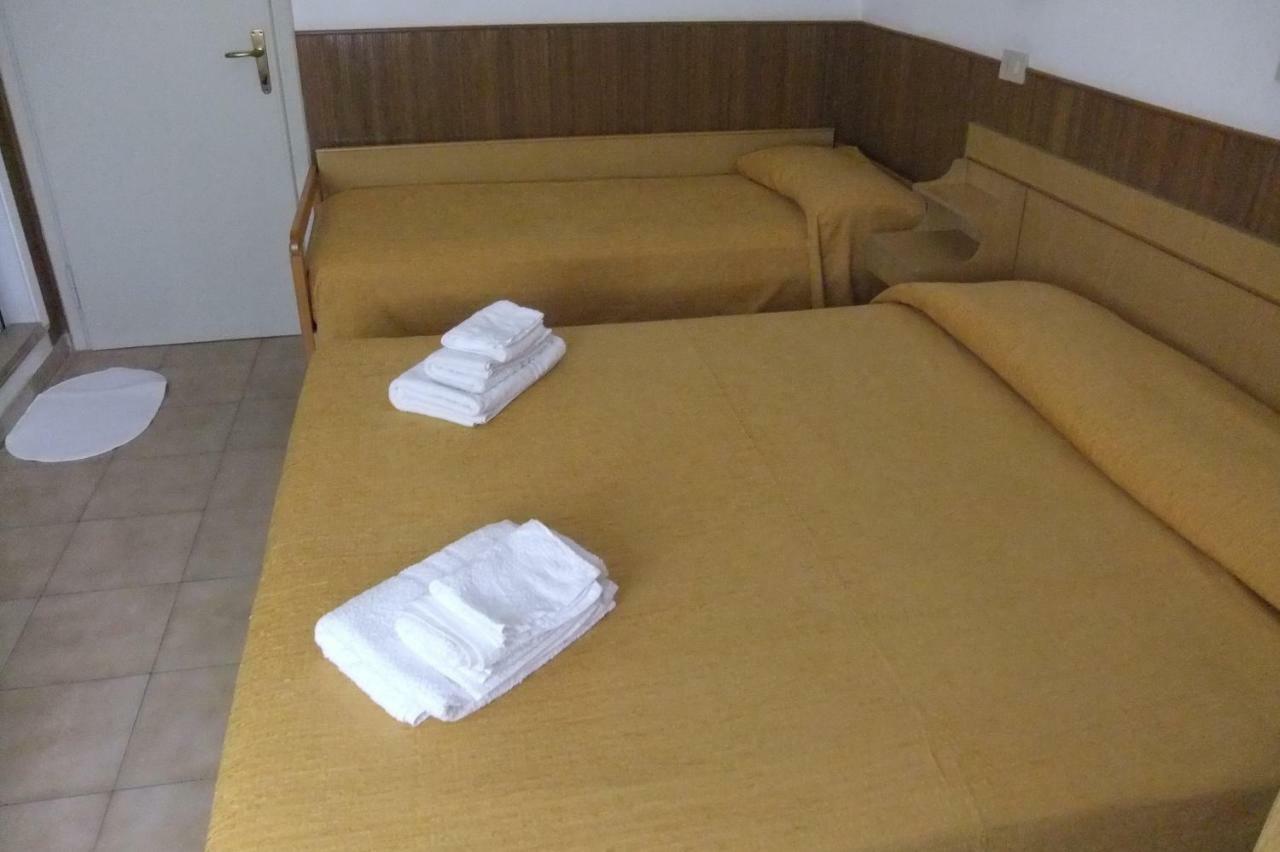 Albergo Villalma Rímini Exterior foto